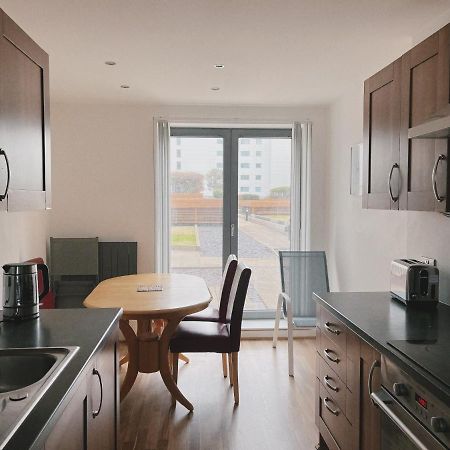 Stunning Waterfront Western Harbour Apartment Edinburgh Exterior photo