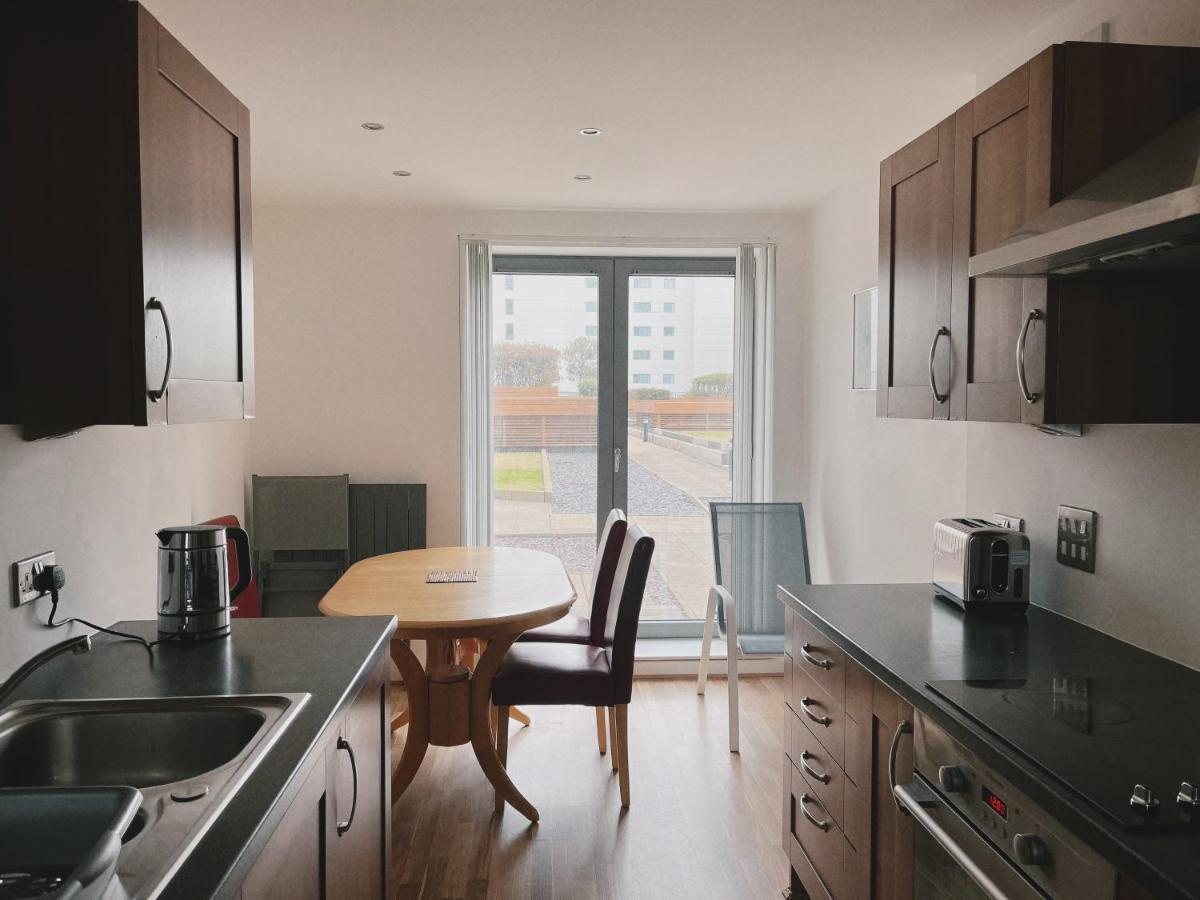 Stunning Waterfront Western Harbour Apartment Edinburgh Exterior photo