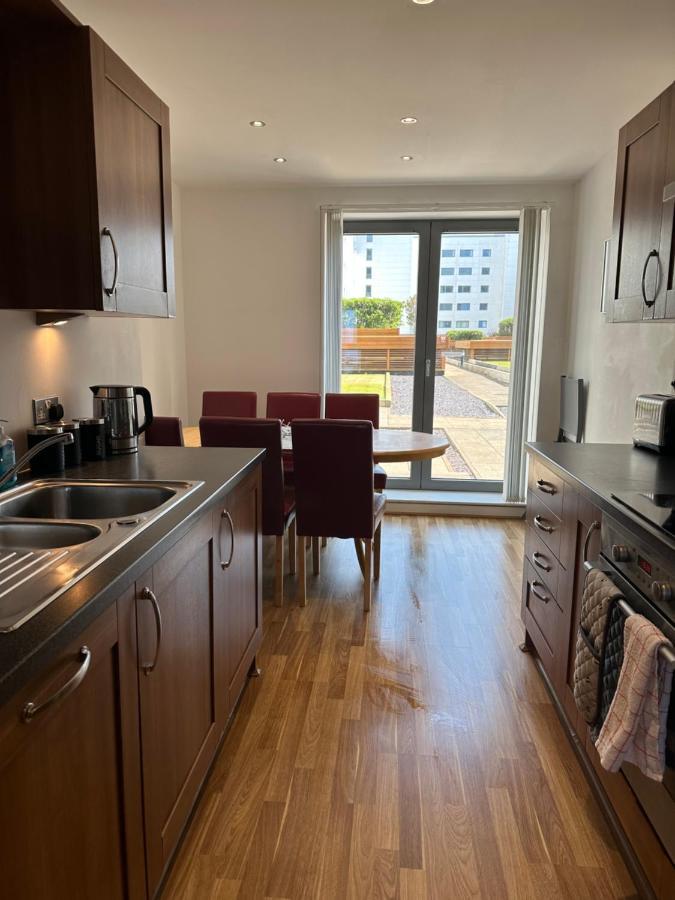 Stunning Waterfront Western Harbour Apartment Edinburgh Exterior photo
