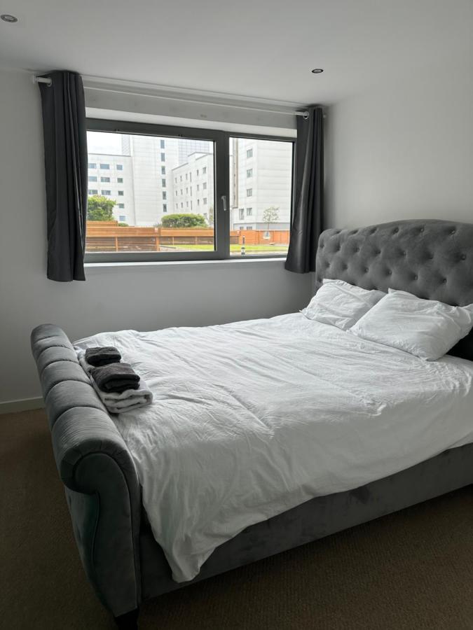 Stunning Waterfront Western Harbour Apartment Edinburgh Exterior photo